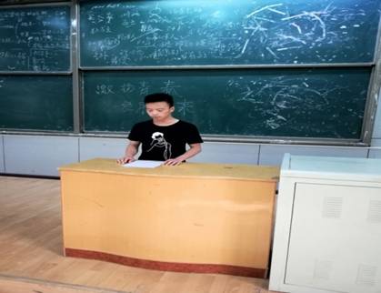 青年志愿者协会开展激昂青春,展望未来主题交